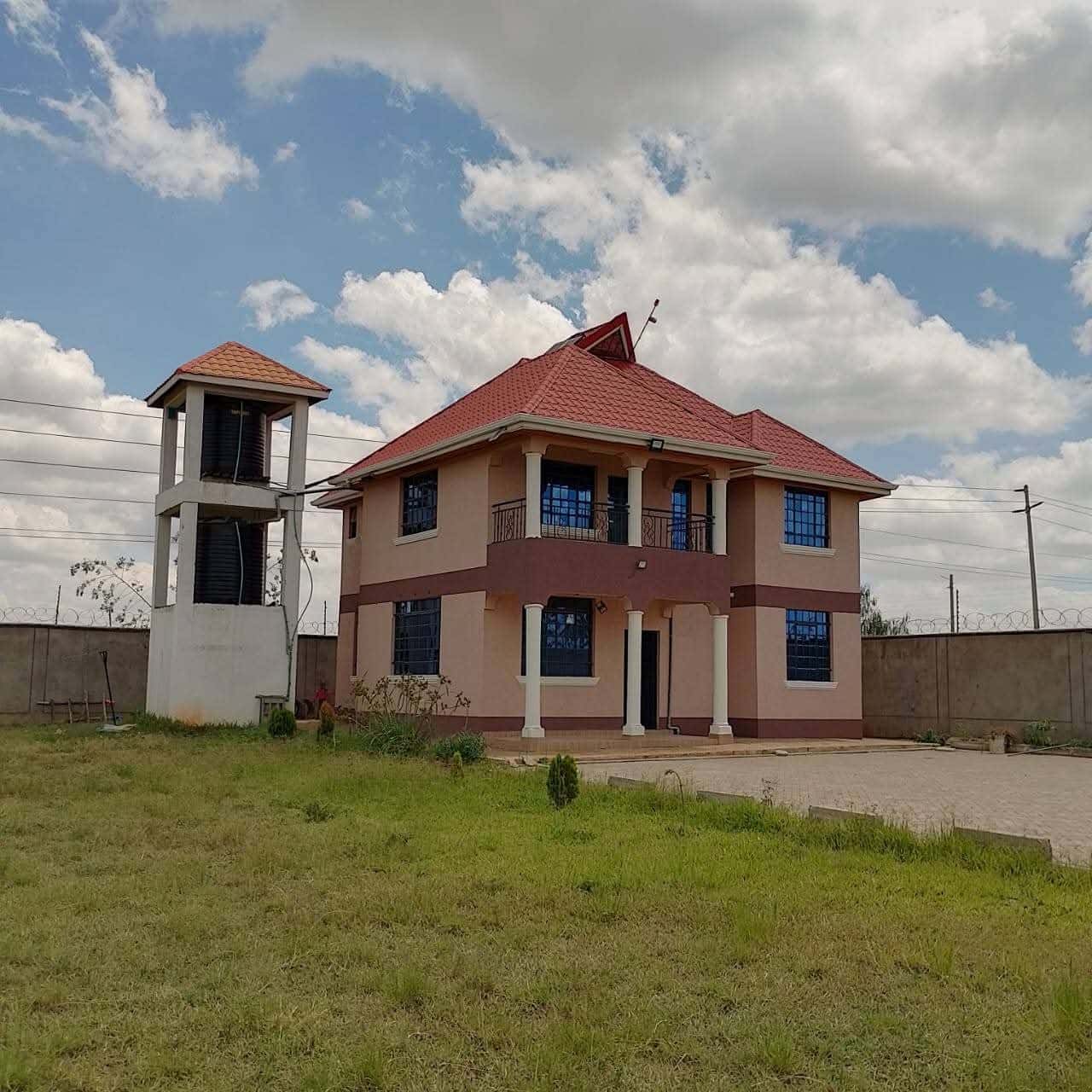 4 bedroom  thumbnail 2
