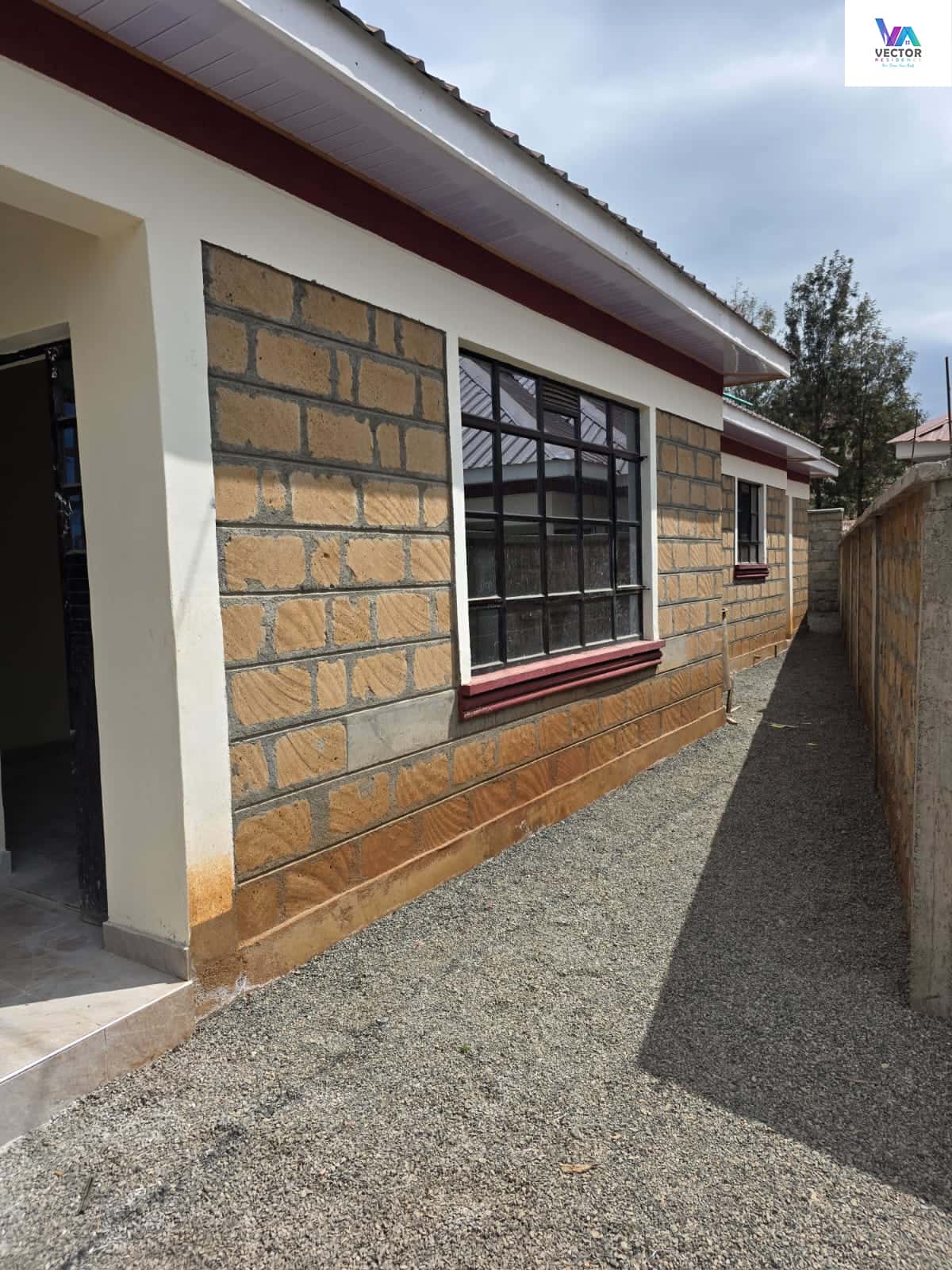 3 bedroom bungalow 2 Ensuite thumbnail 8