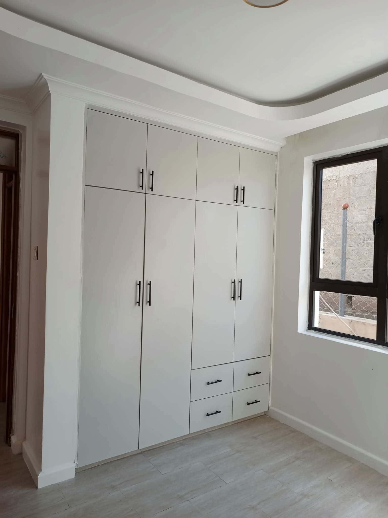  4 bedroom house  thumbnail 3
