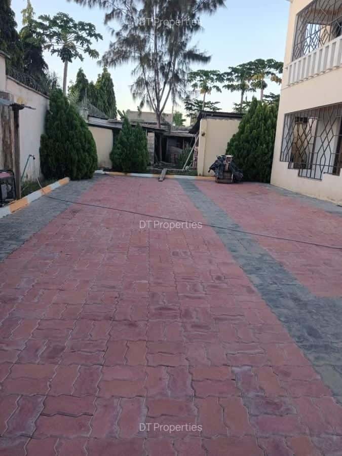 5 Bedroom Maisonette for Sale in Utange Bamburi – Own Compound thumbnail 3
