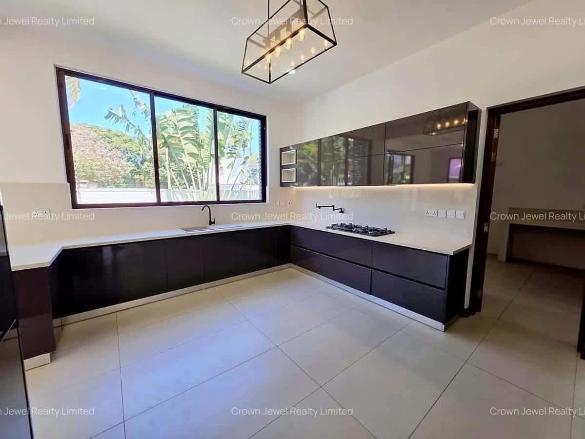  Brand New 4 Bedroom Luxury Villa for Sale in Nyali – Gated Community thumbnail 13