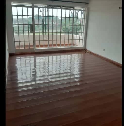 Modern and spacious 3 bedroom, master ensuite, enclosed kitchen, 2 balcony and secured Gated estate @ 60000 Langata thumbnail 8