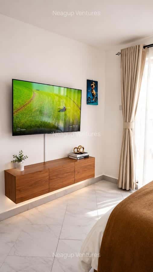 Serviced Studio Apartment Bnb in Westlands thumbnail 2