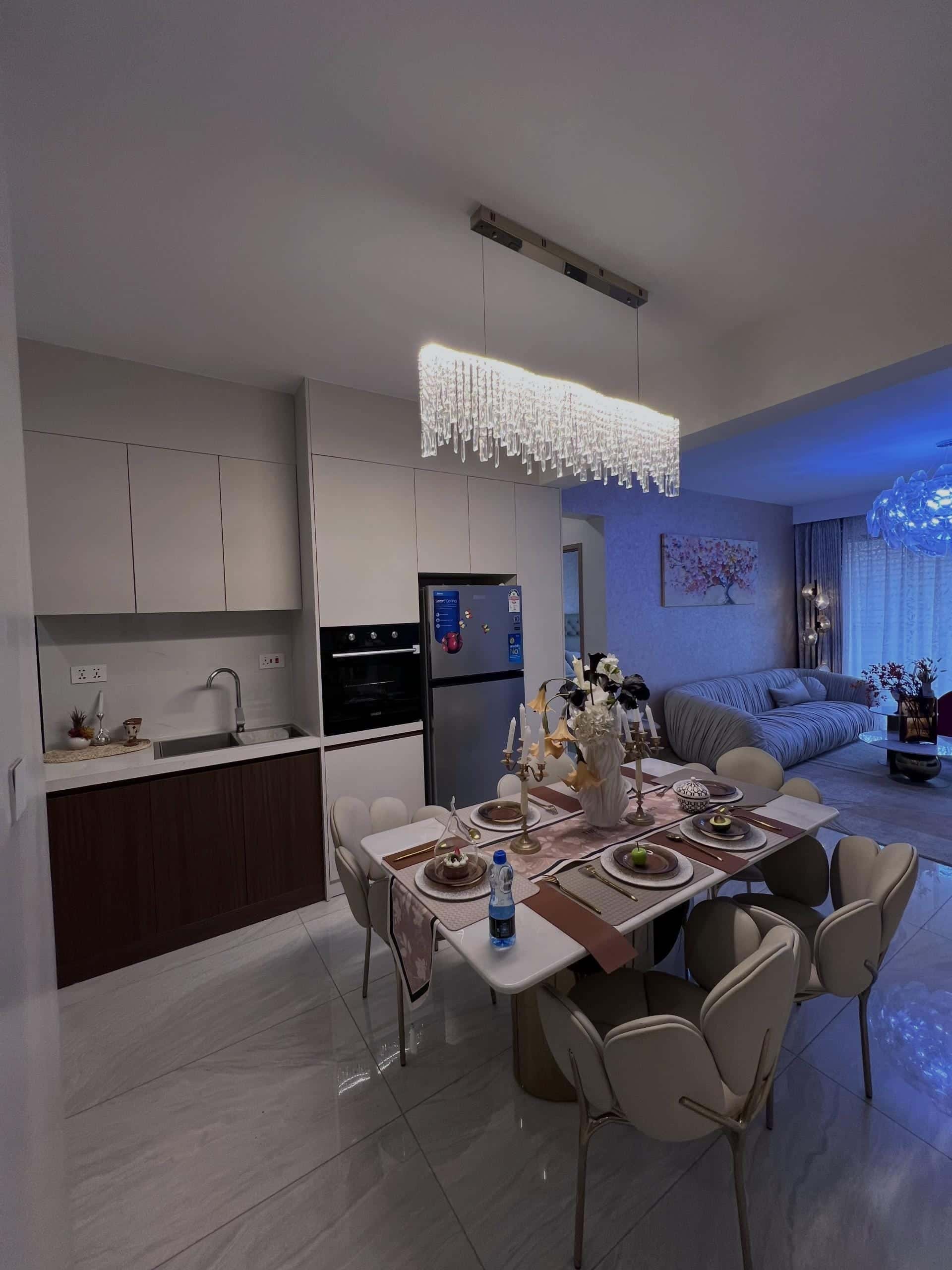 Modern 2 Bedroom apartment  thumbnail 3