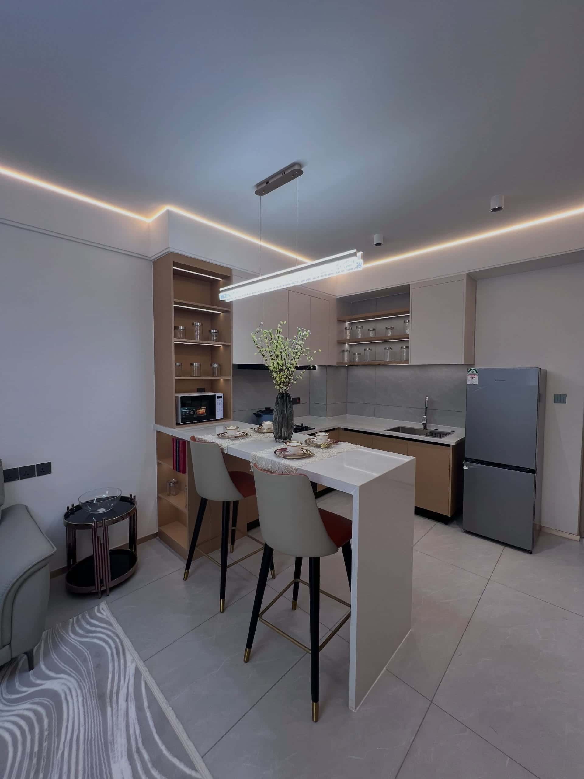 Modern studio & 1 Bedroom apartment  thumbnail 6