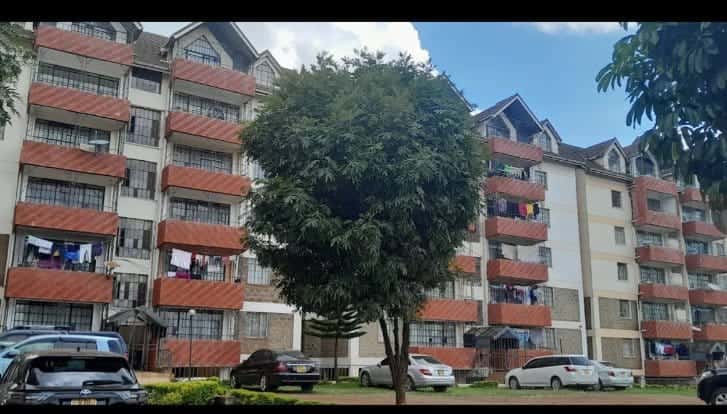Modern and spacious 3 bedroom, master ensuite, enclosed kitchen, 2 balcony and secured Gated estate @ 60000 Langata image 4