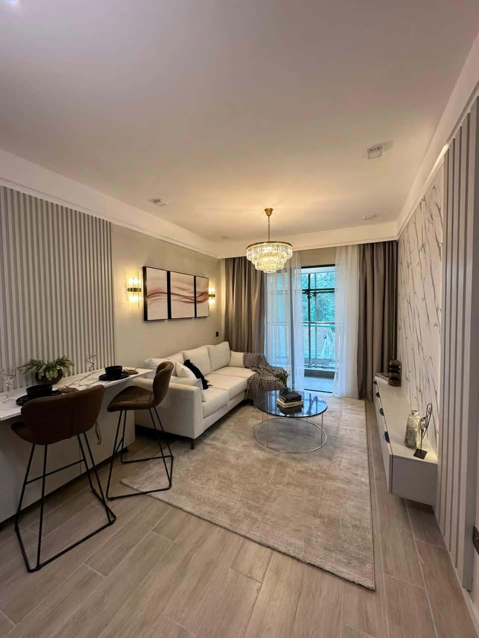 1 BEDROOM APARTMENT FOR SALE IN LAVINGTON HATHERU ROAD thumbnail 1