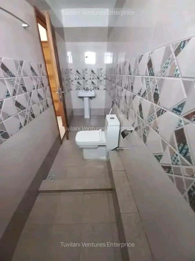 4 Bedroom All Ensuite Villa for Sale in Bamburi, Mombasa. 15M thumbnail 3