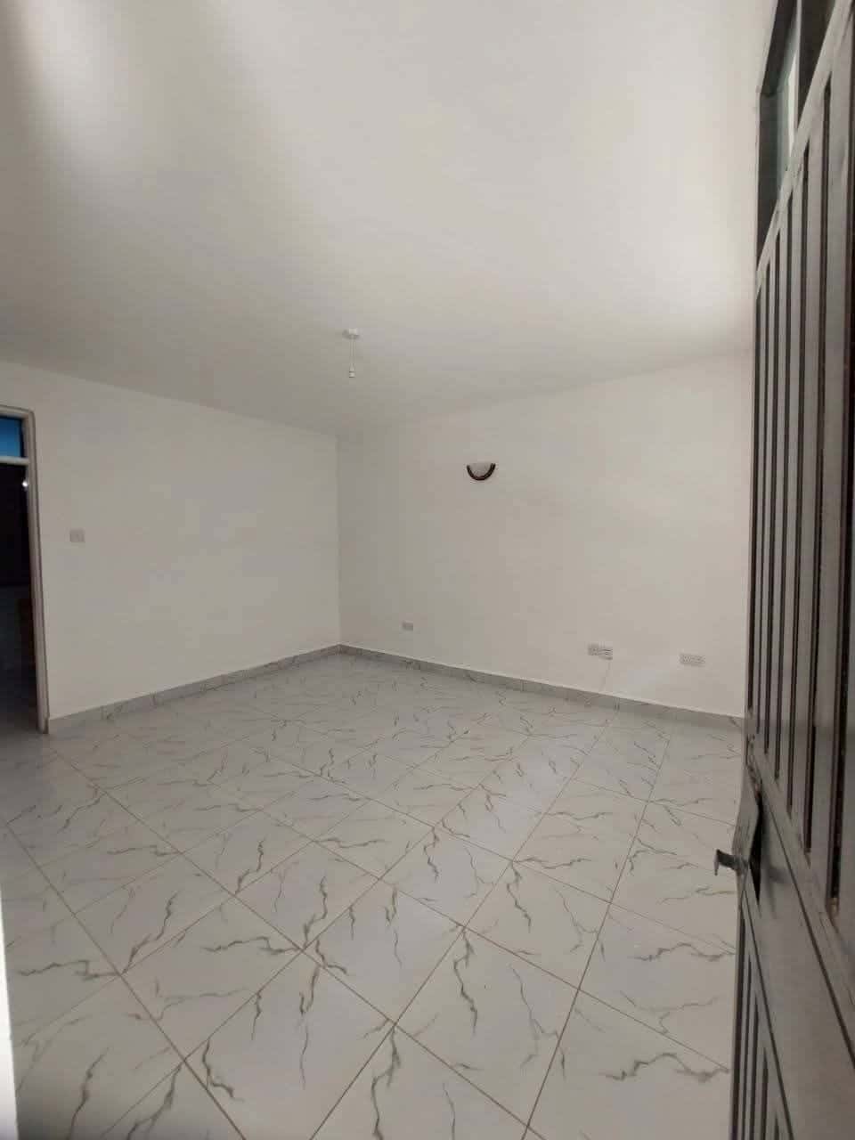 1 Bedroom Apartment to Let thumbnail 2