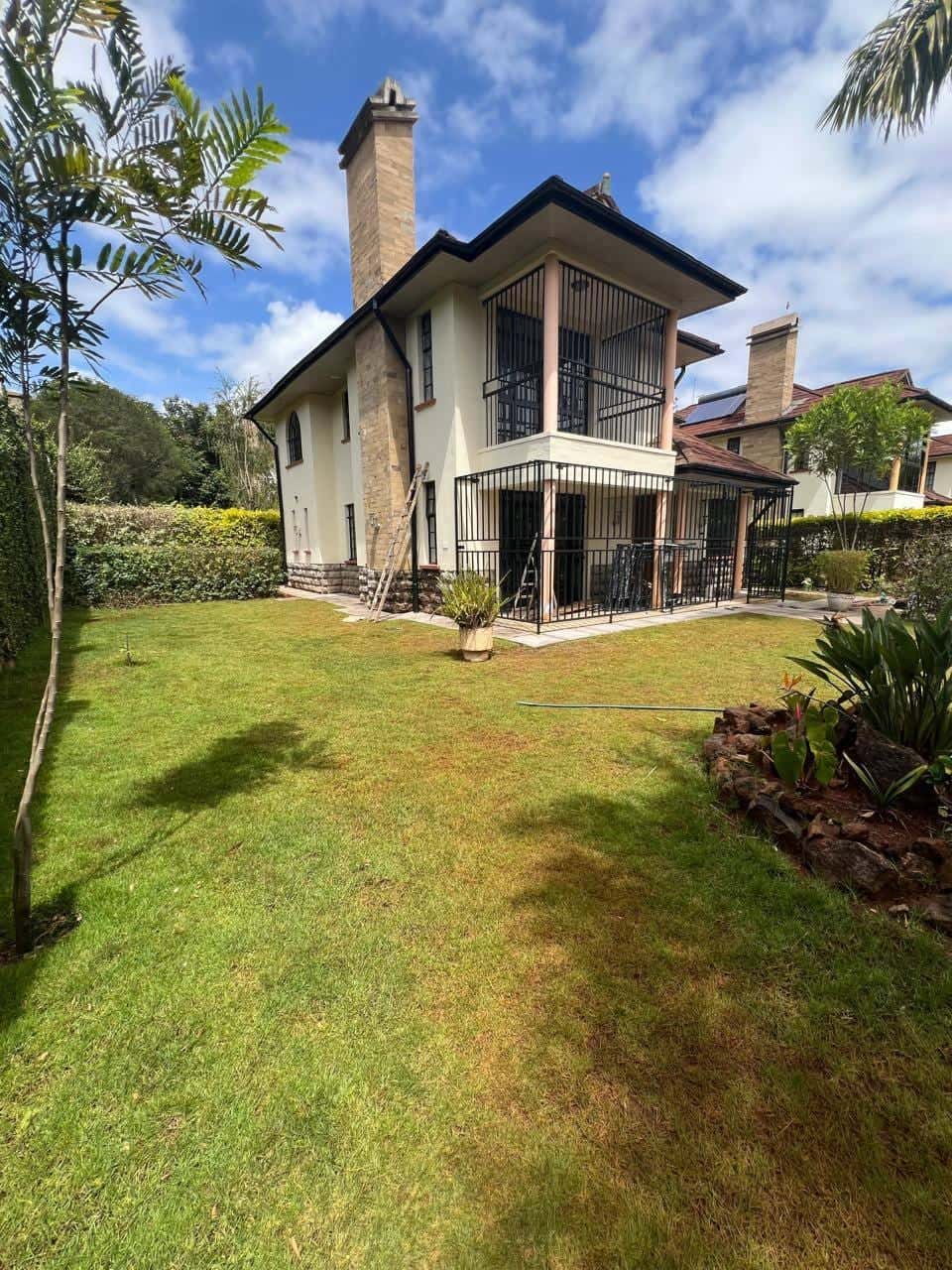 4-bedroom all en-suite house for rent in weslands Nairobi thumbnail 5