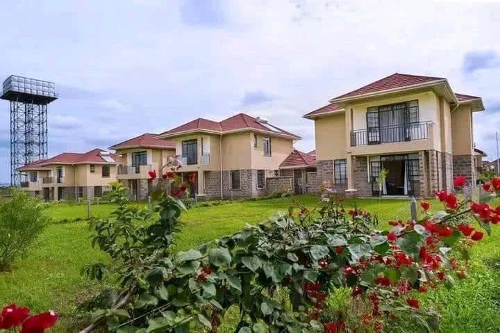 4 Bedroom House + DSQ for Sale – Athi River thumbnail 1