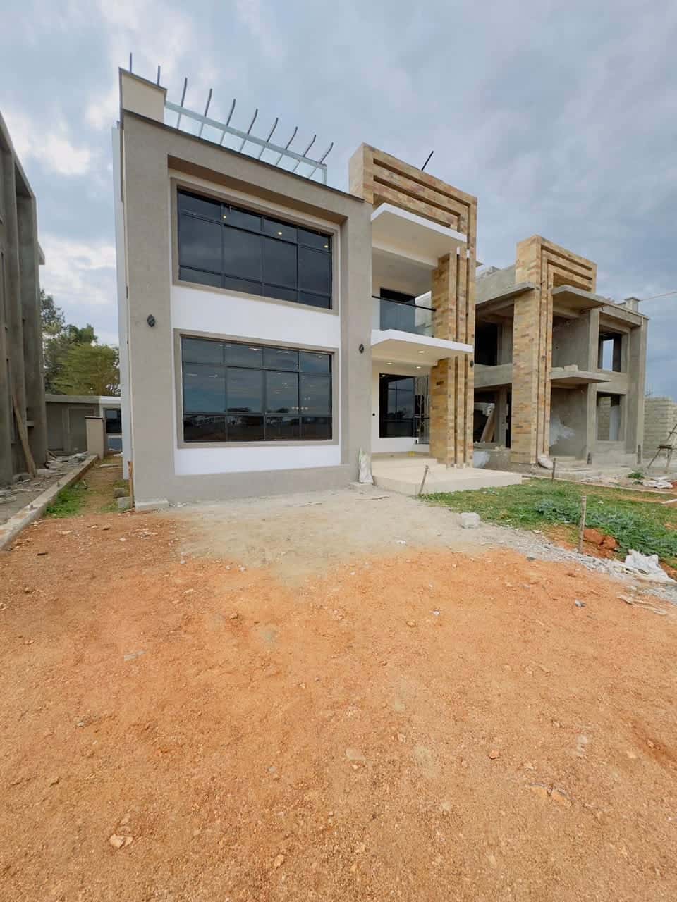 5-BEDROOM ALL-ENSUITE VILLAS + DSQ thumbnail 1