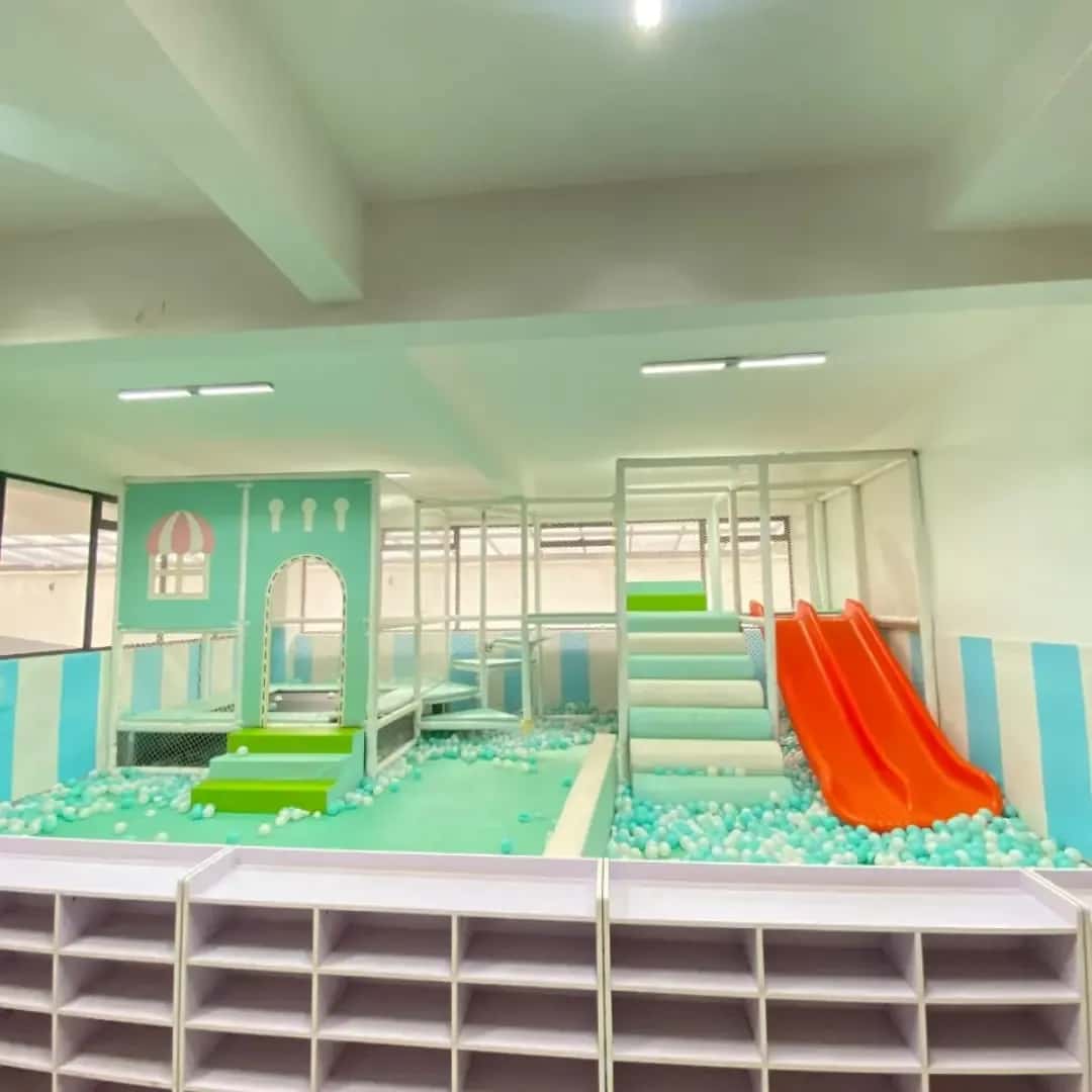 Modern 3 bedroom apartment thumbnail 3