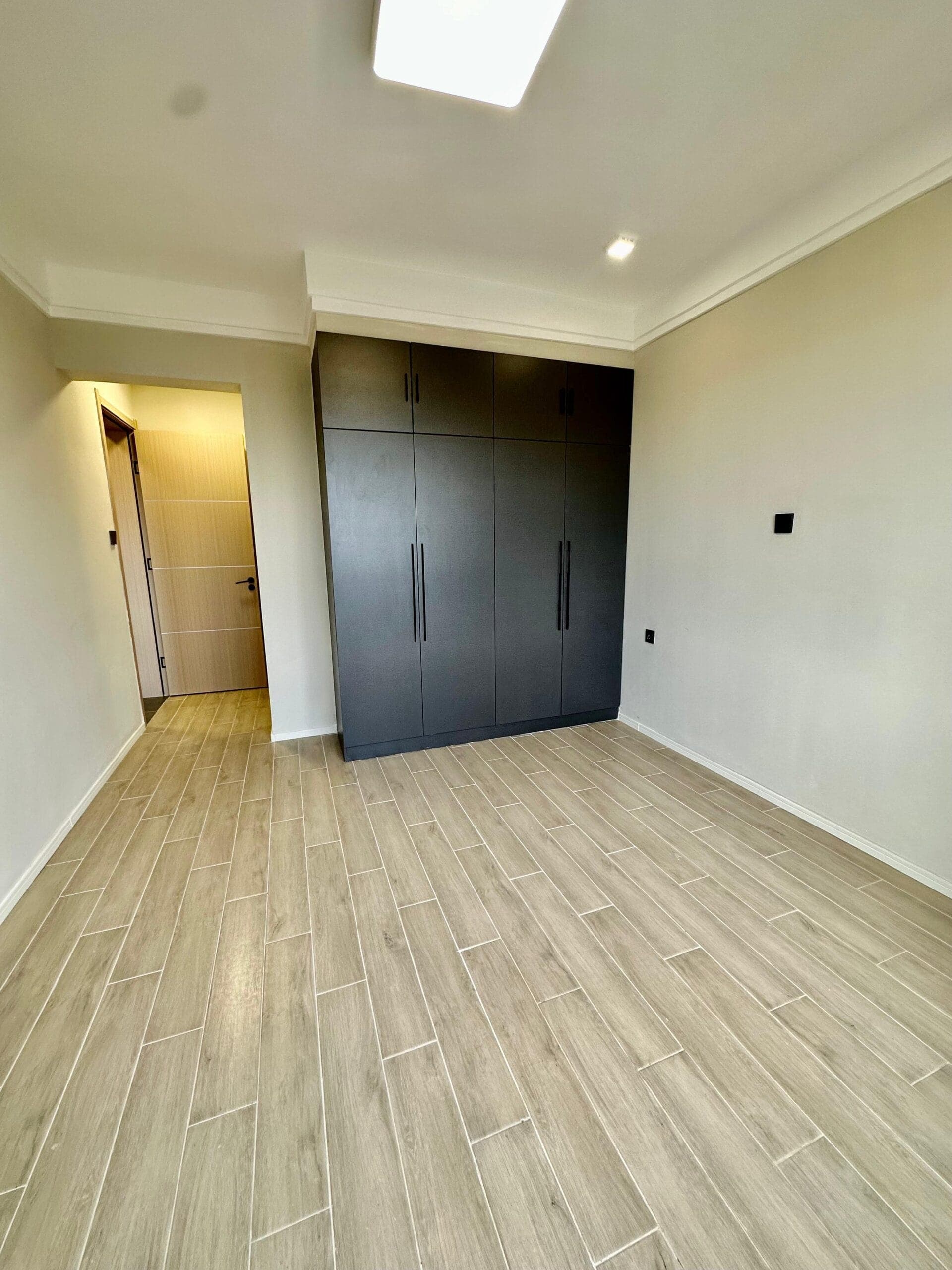 2 BEDROOM APARTMENT FOR RENT IN LAVINGTON