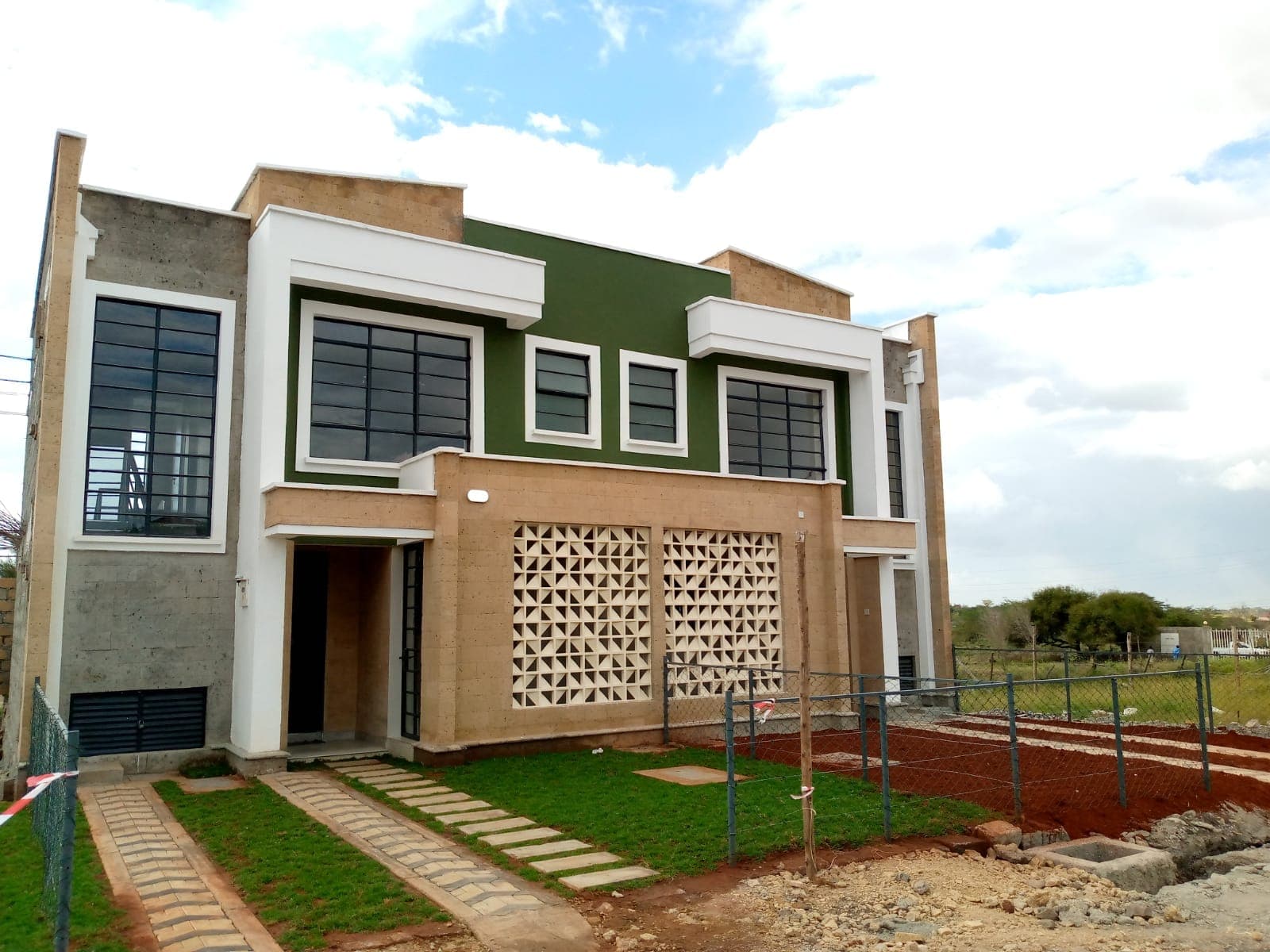 4 Bedroom Townhouses for Sale in Kitengela